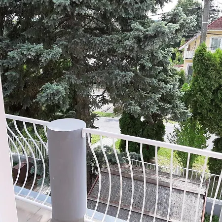 Lusti Apartman Διαμέρισμα